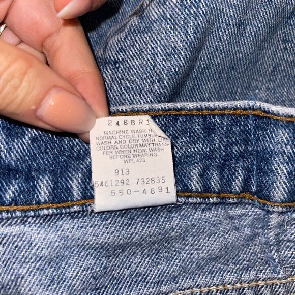 Vintage 90’s Levis 550 Cutoff Bodycon Daisy Duke Shorts - Picture 14 of 15